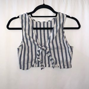 L’atiste By Amy Stripe Tie Front Crop Top Size Small